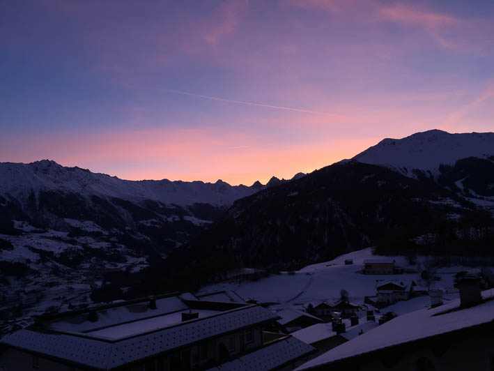 Dusk over the rooftops of Ladis